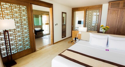 Sandy Beach Non Nuoc Resort Room Type - Premium Suite with Balcony - Ocean View Sandy Beach Non Nuoc Resort Room Type - Premium Suite with Balcony - Ocean View
