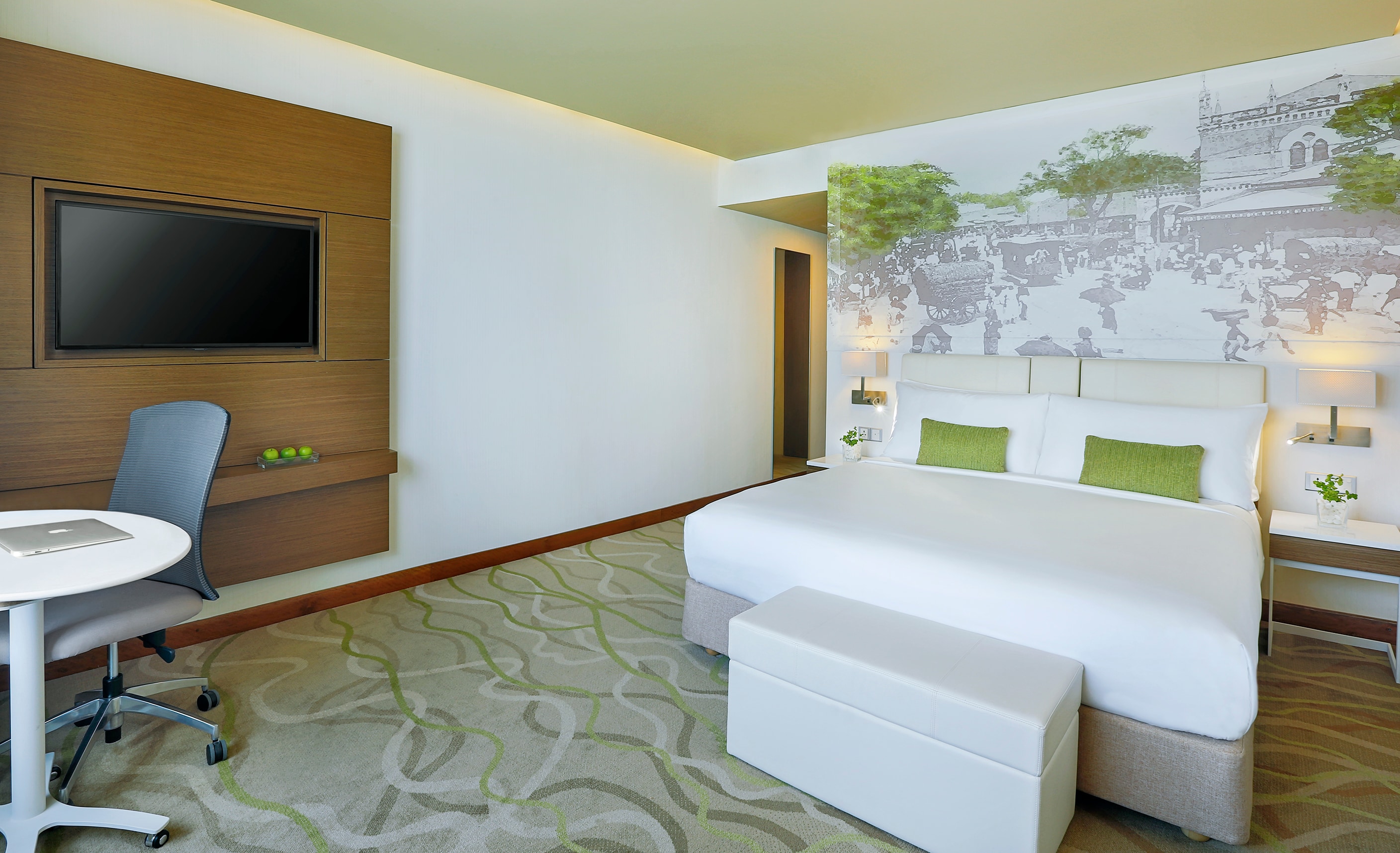 Radisson Hotel Colombo - Tap to explore photos