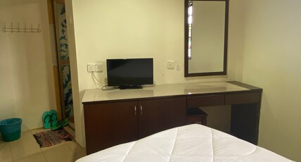 Hotel O Gold Hill Hotel Room Type - Deluxe Twin