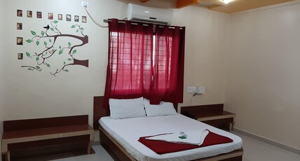 Hotel Sai Aditya Room Type - Double Bed Non A.C.
