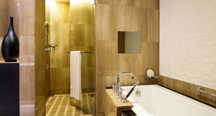 Sofitel Abu Dhabi Corniche Room Type - OPERA SUITE, Club Millsime Access, 1 King bed, Sea and City view