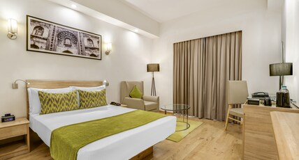 Lemon Tree Premier City Center Gurugram Room Type - Business Room