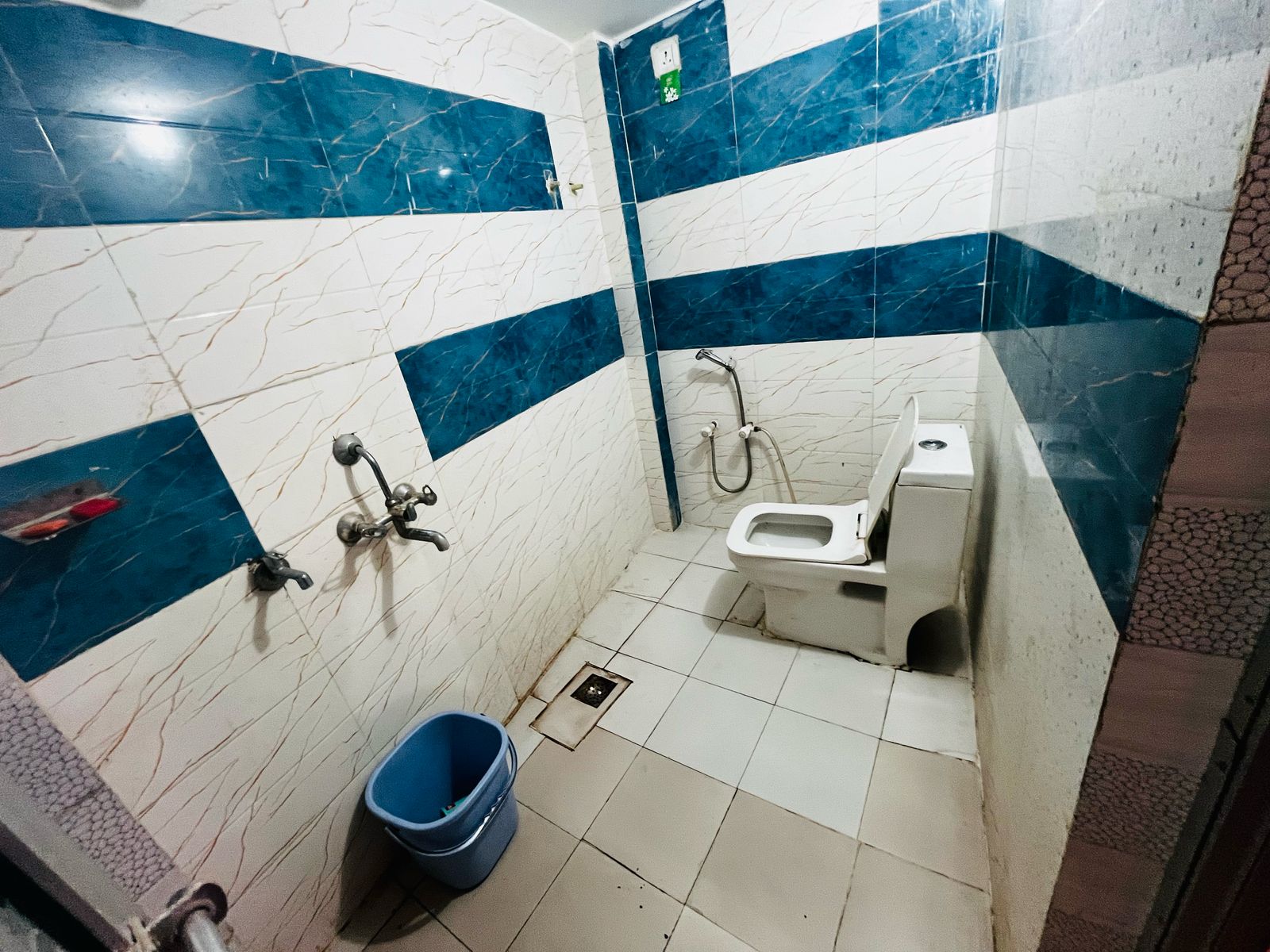 Shree Ved Bhavan HomeStay - Tap to explore photos
