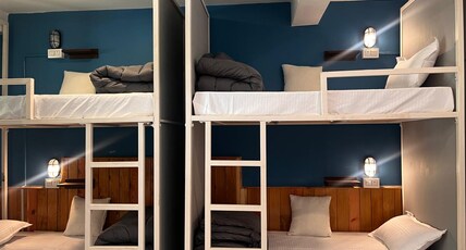 Madpackers Kasol Riverside - Katagla Room Type - Bed in Superior 8-Bed Mixed Ensuite