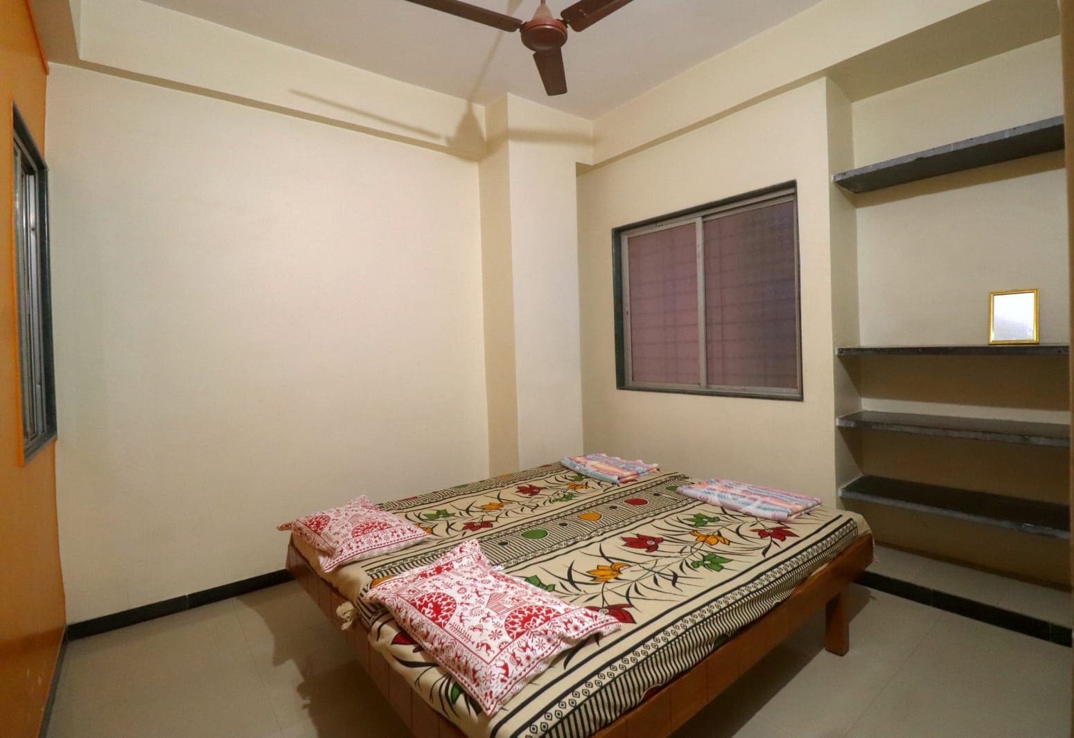 SHREE SHAKTI PRASAD LODGE - Tap to explore photos
