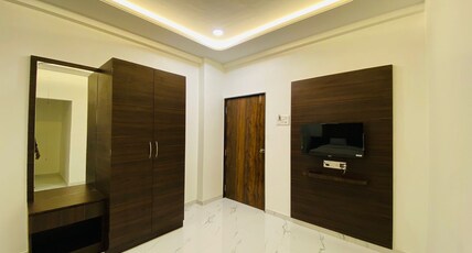 Hotel Malhar Empire Room Type - Deluxe AC with Balcony