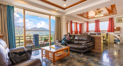 Lake Mount Bhimtal Room Type - Family Suite