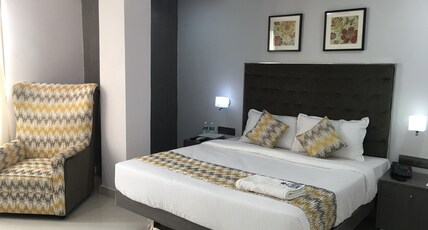 HOTEL SWARNA HEIGHTS Room Type - Deluxe Room