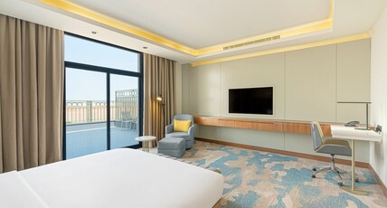 Holiday Inn Riyadh the Business District, an IHG Hotel Room Type - 1 Bedroom Suite Kitchen
