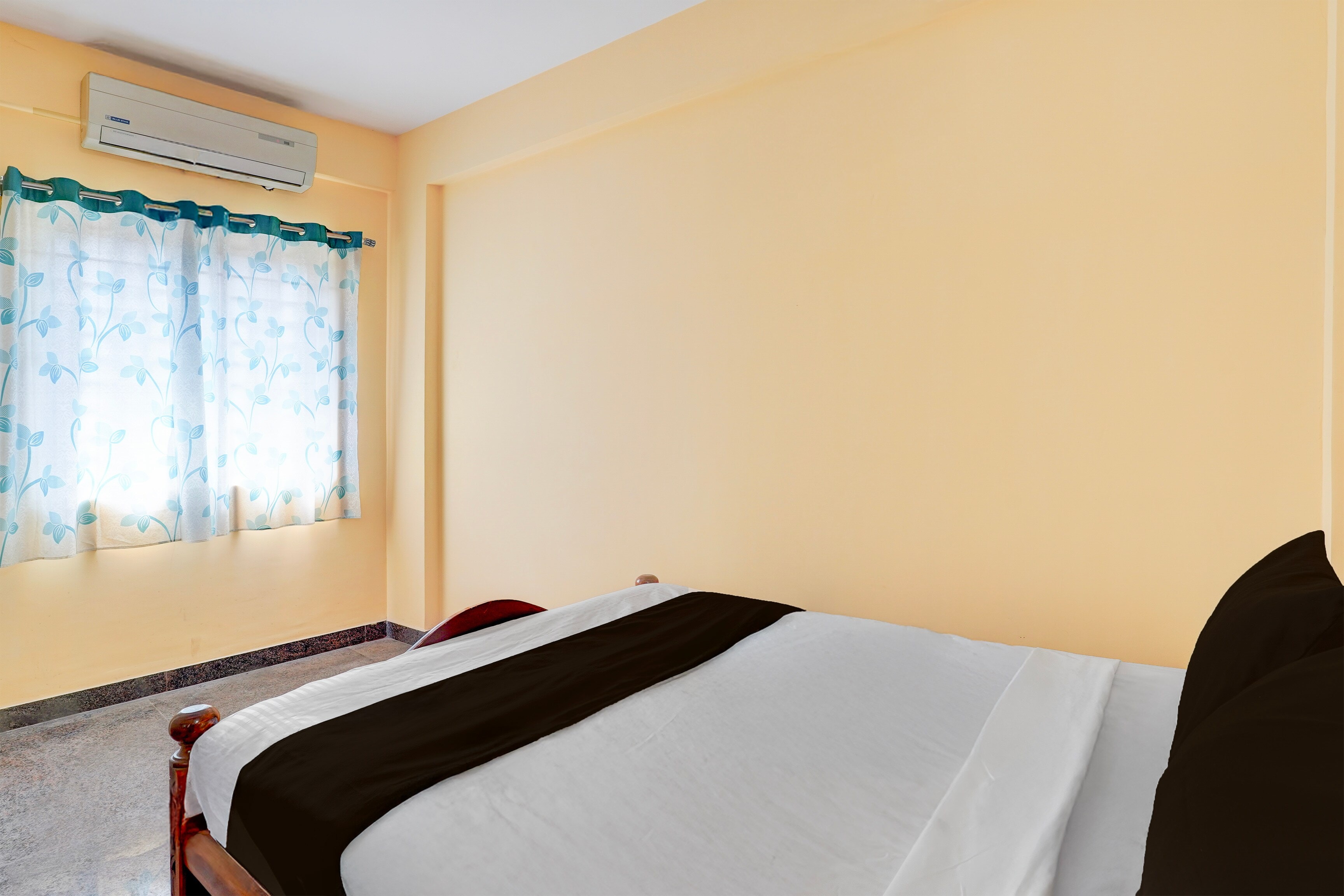 Hotel O Sapthagiri Hospital Road Bangalore Formerly Varshitha Comforts - Tap to explore photos
