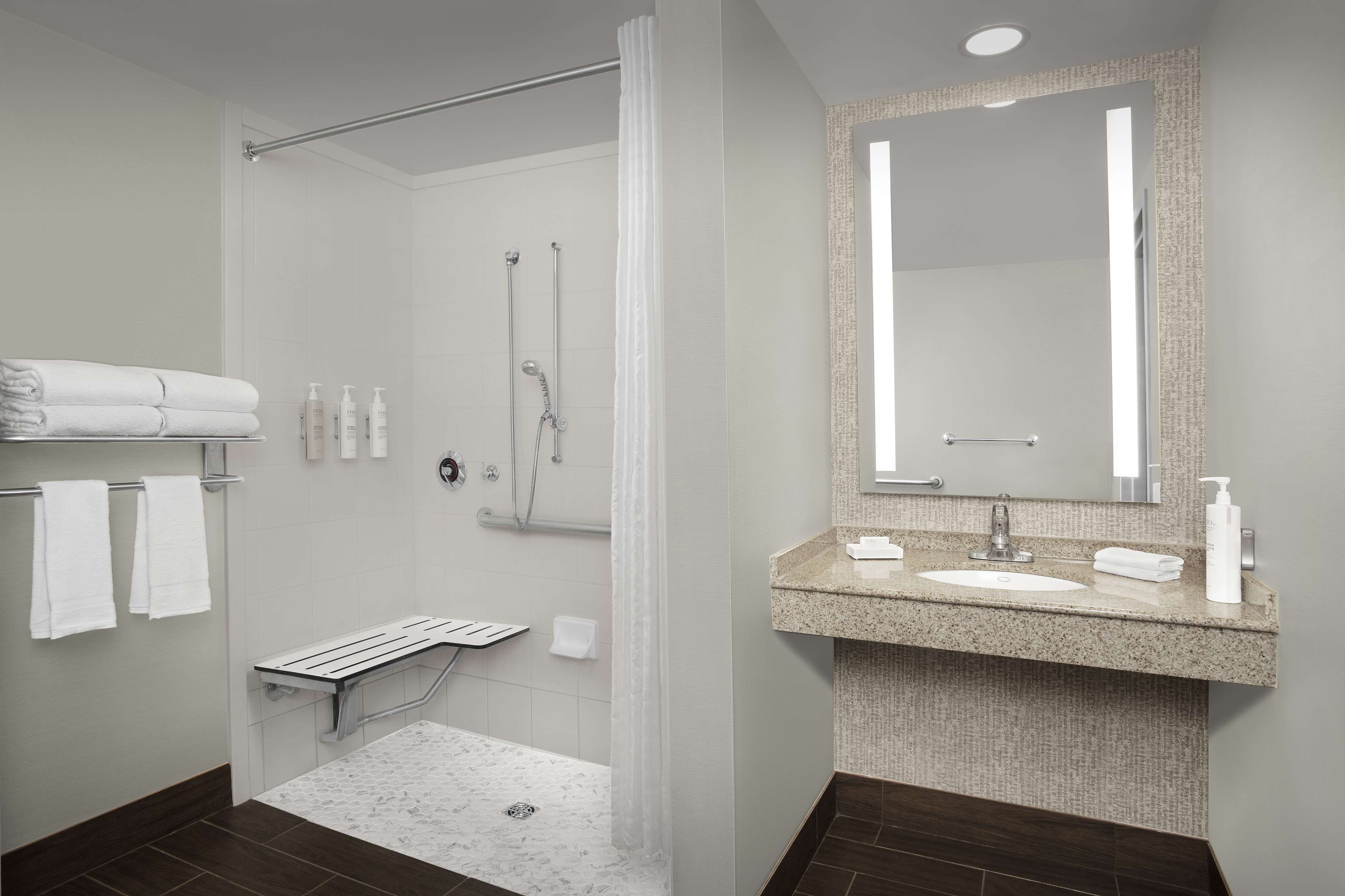 Hilton Garden Inn Gainesville - Tap to explore photos