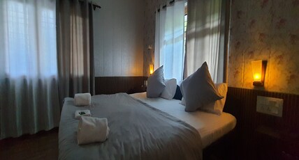 Karthik Resorts Room Type - Deluxe Room