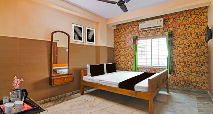Super Hotel O Rishra Railway Station Formerly Green Guest House Room Type - Deluxe