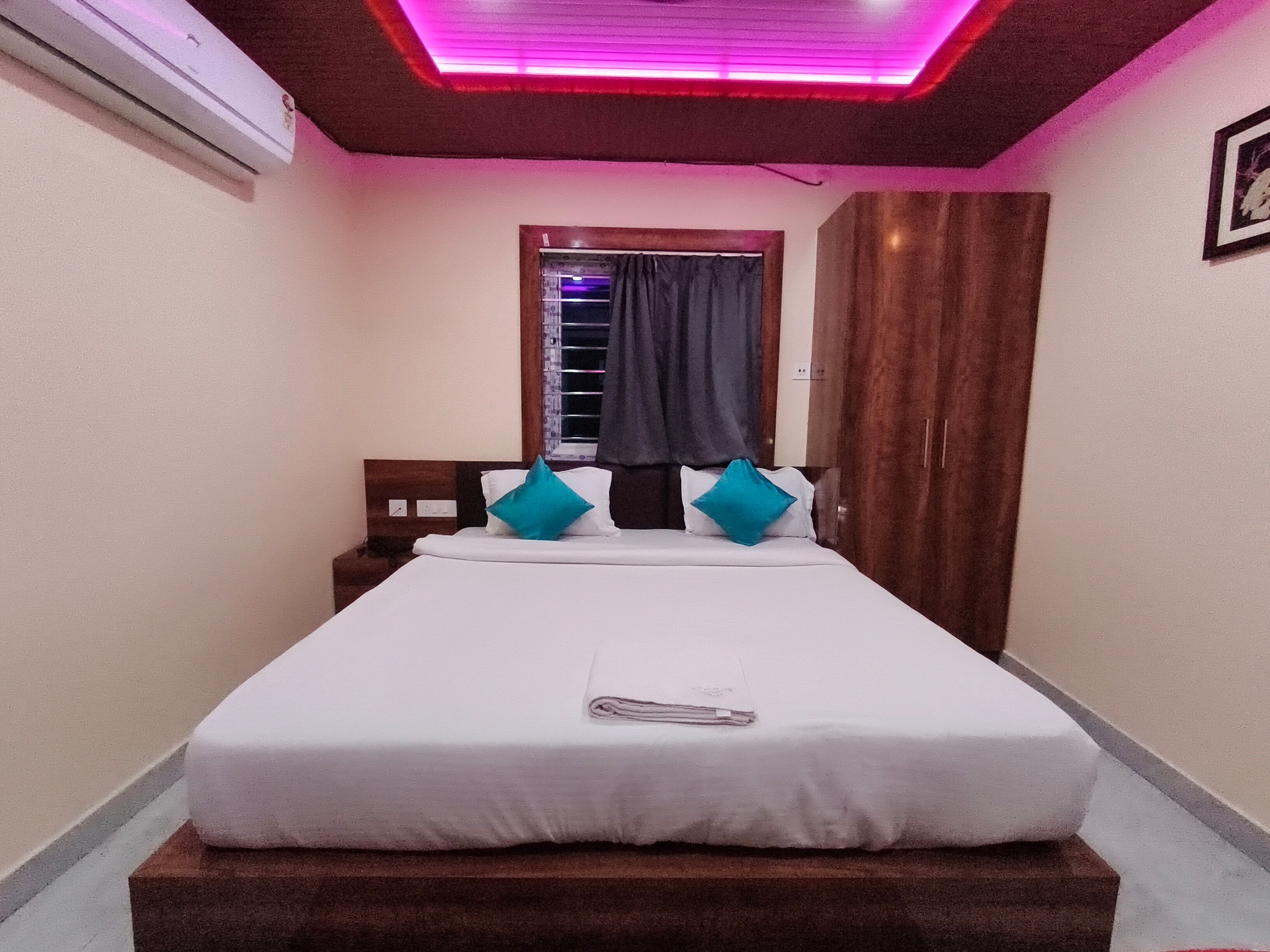 HOTEL SWARNALATA - Tap to explore photos