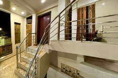 Hotel Shree Shiv Ganga