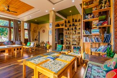 Ethnic Trail Naukuchiatal