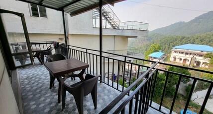 Hotel Paradise Continental @ Mall Road with Free Parking Room Type - DOUBLE BED WITH VIEW AND BALCONY WITH SOFA CUM BED -1 AND -2 FLOOR Hotel Paradise Continental @ Mall Road with Free Parking Room Type - DOUBLE BED WITH VIEW AND BALCONY WITH SOFA CUM BED -1 AND -2 FLOOR