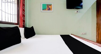 Hotel Suryawanshi Room Type - Bedroom 8