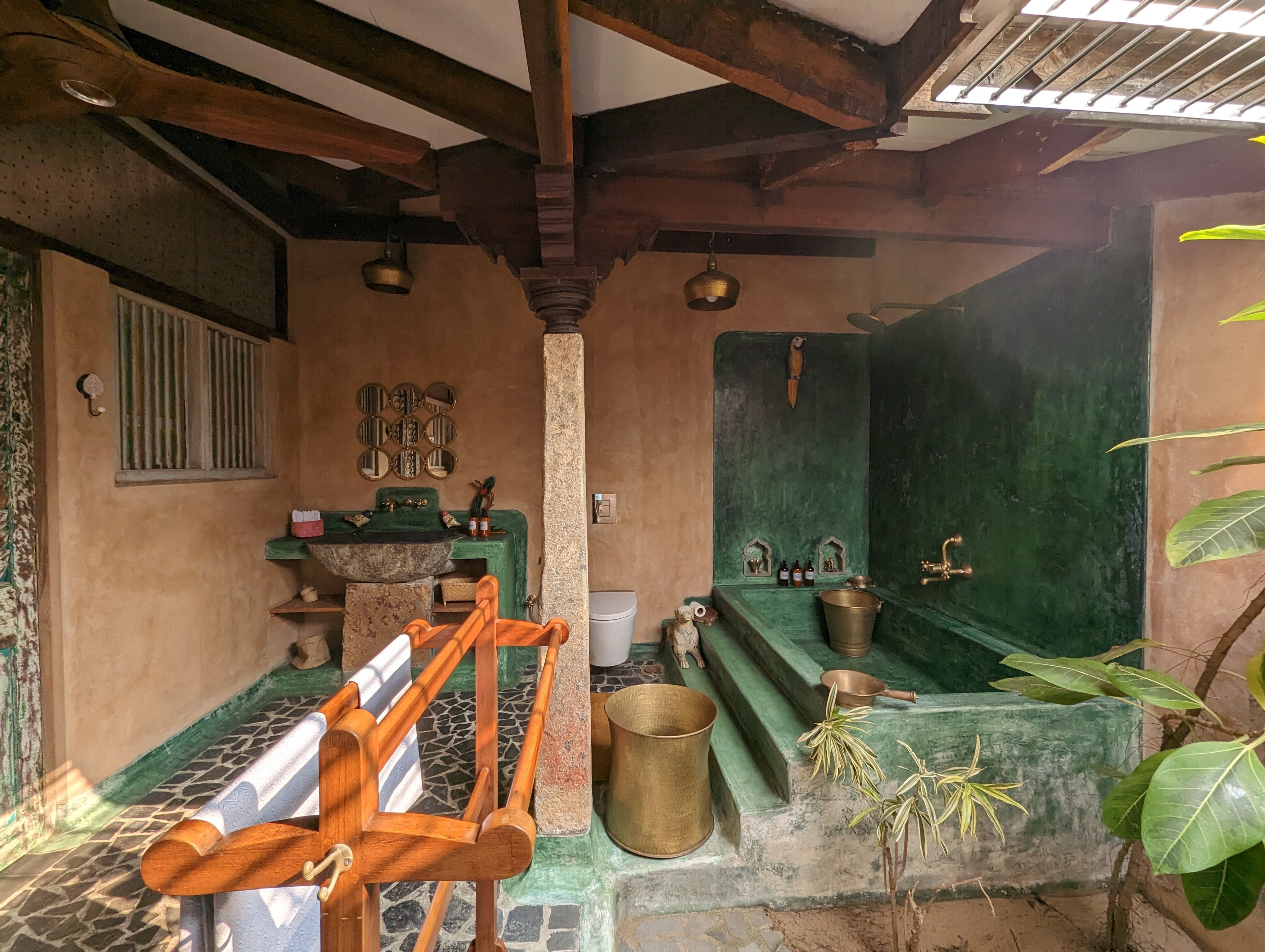 En Vilasam - A LuxUnlock Private Villa - Tap to explore photos