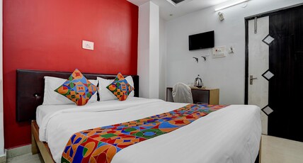 FabHotel DP International Room Type - Premium Room