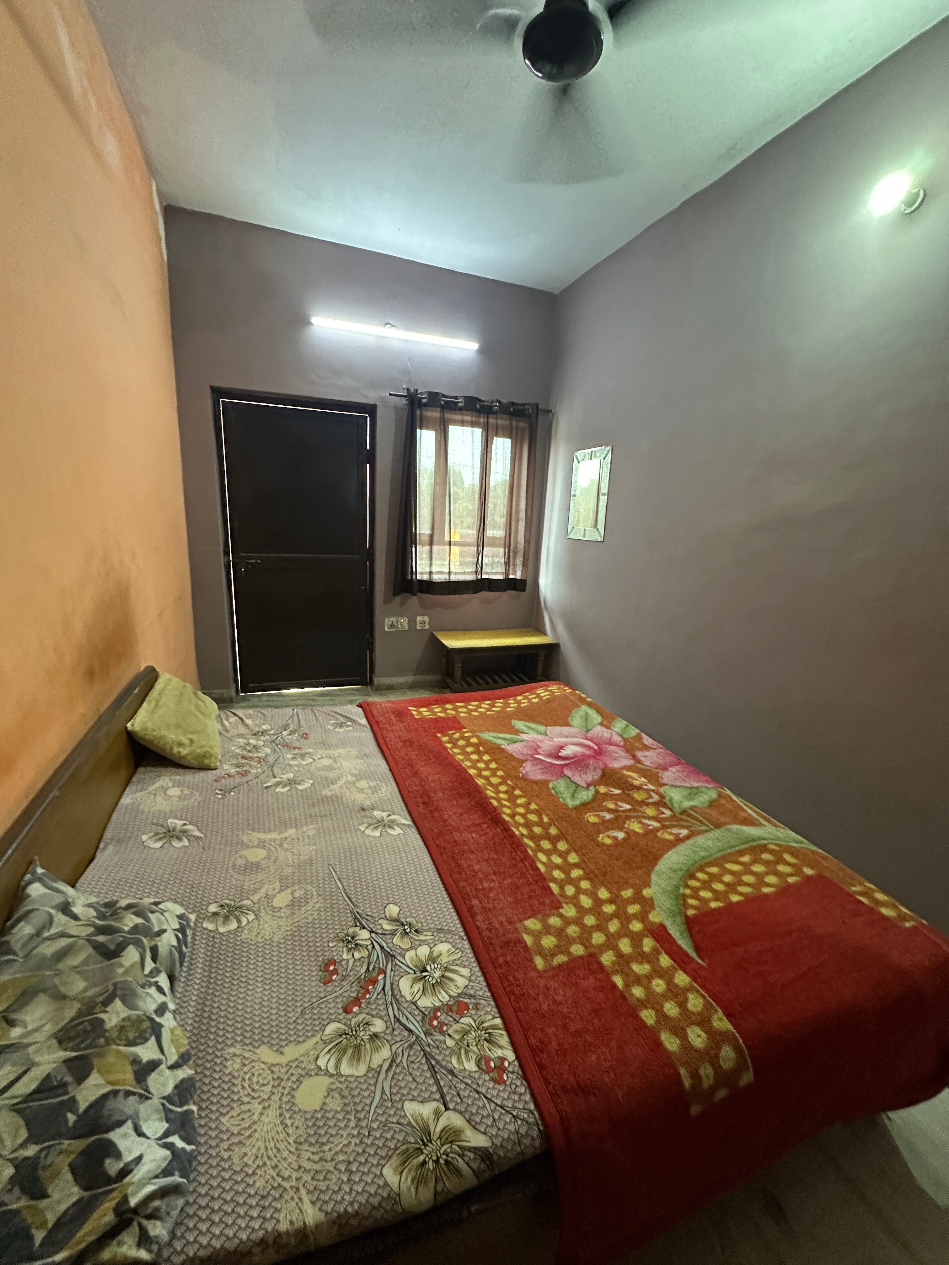 Chandar Guest House - Tap to explore photos
