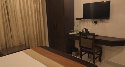 Hotel Deepam Room Type - Executive AC Double Room