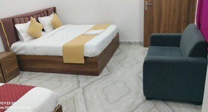 The Laddu Gopal Stays Room Type - Deluxe AC Room