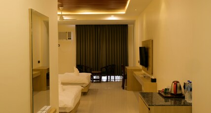 HOTEL GRAND MAYFAIR Room Type - Twin Deluxe Room