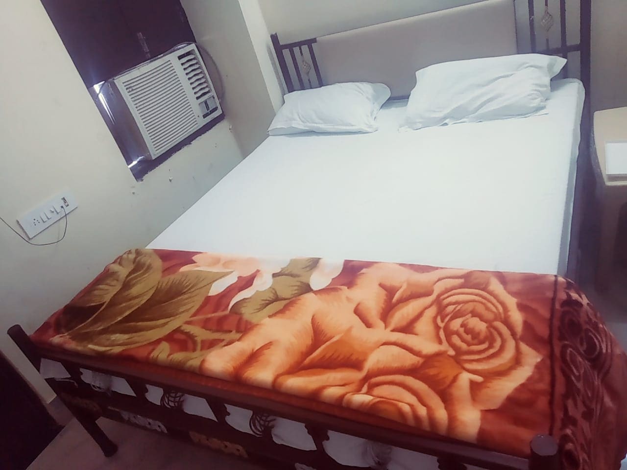 KESHAV GARDEN HOTEL - Tap to explore photos