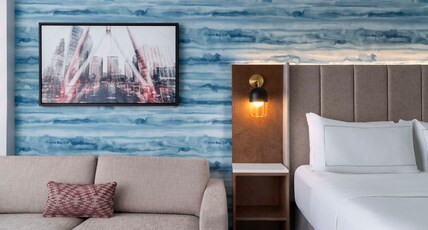 DoubleTree by Hilton Hartford Downtown Room Type - 1 KING W SOFABED