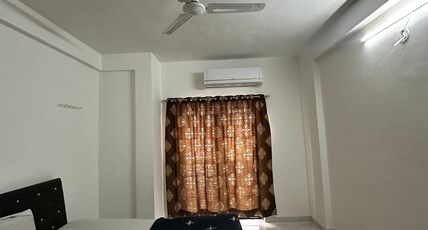 Shreehari Guest House Room Type - Standard Double Bed Room
