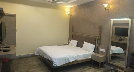 Rama residency(100 metre from railway station) Room Type - Super Deluxe Room