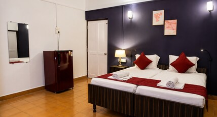 Shelter Guest House - Spacious AC Rooms with Wifi Room Type - Standard Room