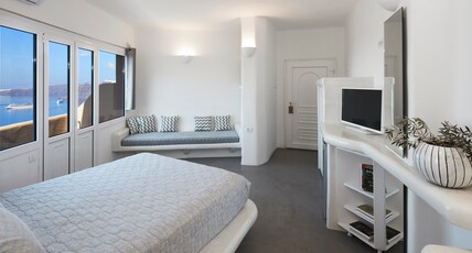Suites of the Gods Cave Spa Hotel Room Type - Divine Suite Caldera View