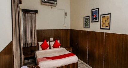 SANDS INN Room Type - Deluxe Room