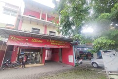 Hotel O near Stadion Pahoman formerly Rama Shinta Guest House