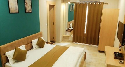 HOTEL URBAN HOUSE Room Type - Deluxe HOTEL URBAN HOUSE Room Type - Deluxe
