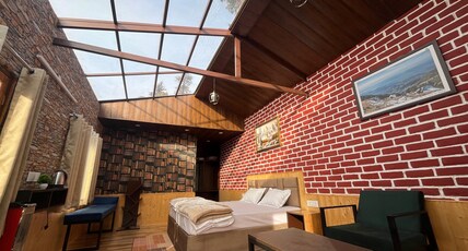 Jijivisha shimla HP Room Type - Himalayan House Jijivisha shimla HP Room Type - Himalayan House