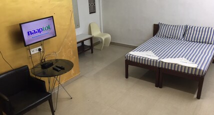 VICTORY MANSION Room Type - Deluxe Room Non AC