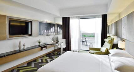 Courtyard by Marriott Agra Room Type - Terrace King with Small Terrace Area