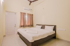 2BHK Spacious Apartment with Pool Anjuna Vagator