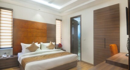 Hotel PrimeLand Room Type - Deluxe Room