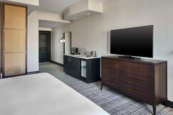 La Bellasera Hotel & Suites Paso Robles, Tapestry by Hilton