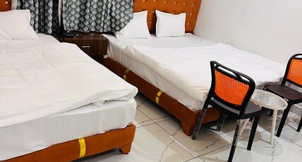 Hotel Shree Kedar Palace Room Type - Deluxe Triple Room
