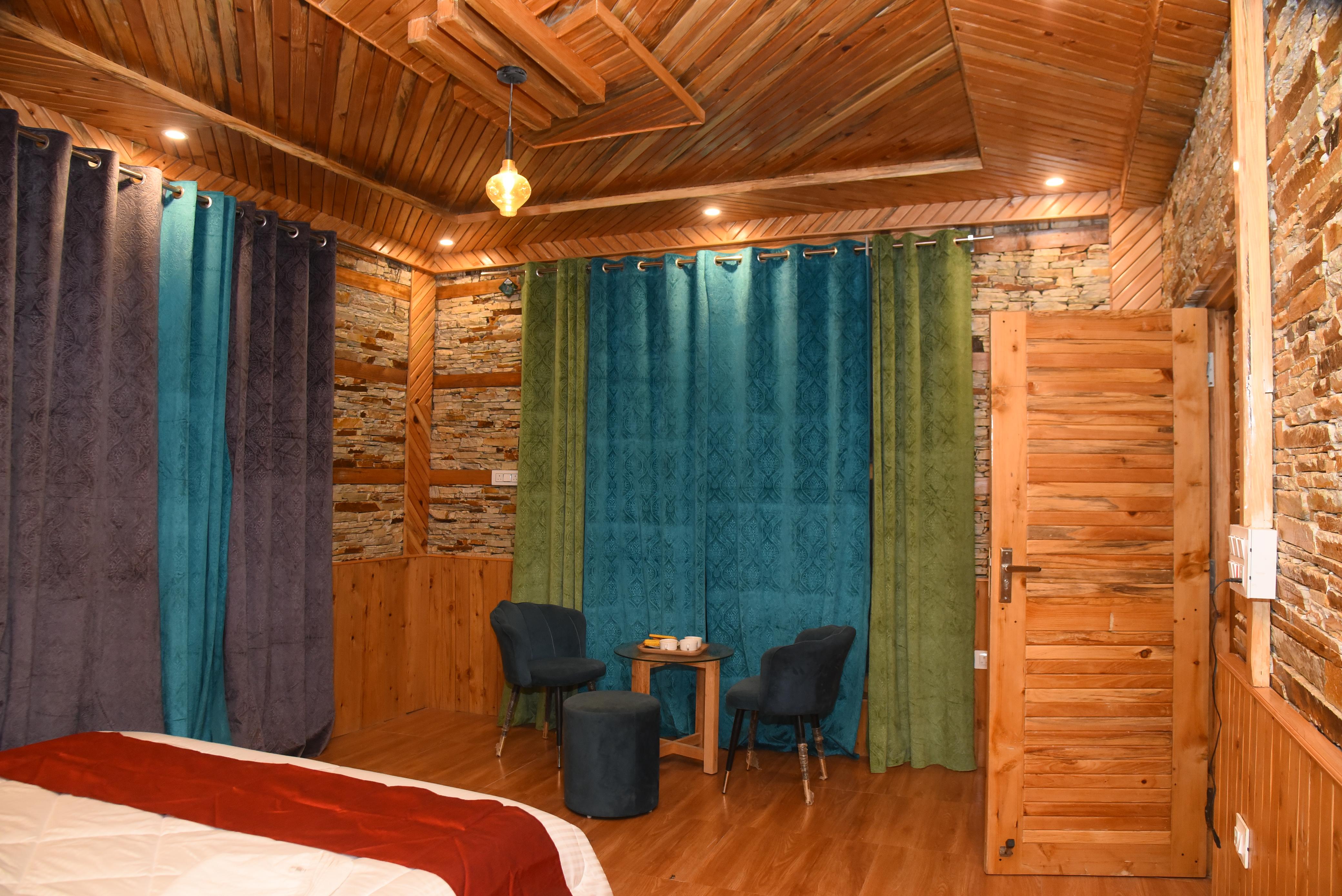 Blissful Lodge - Tap to explore photos