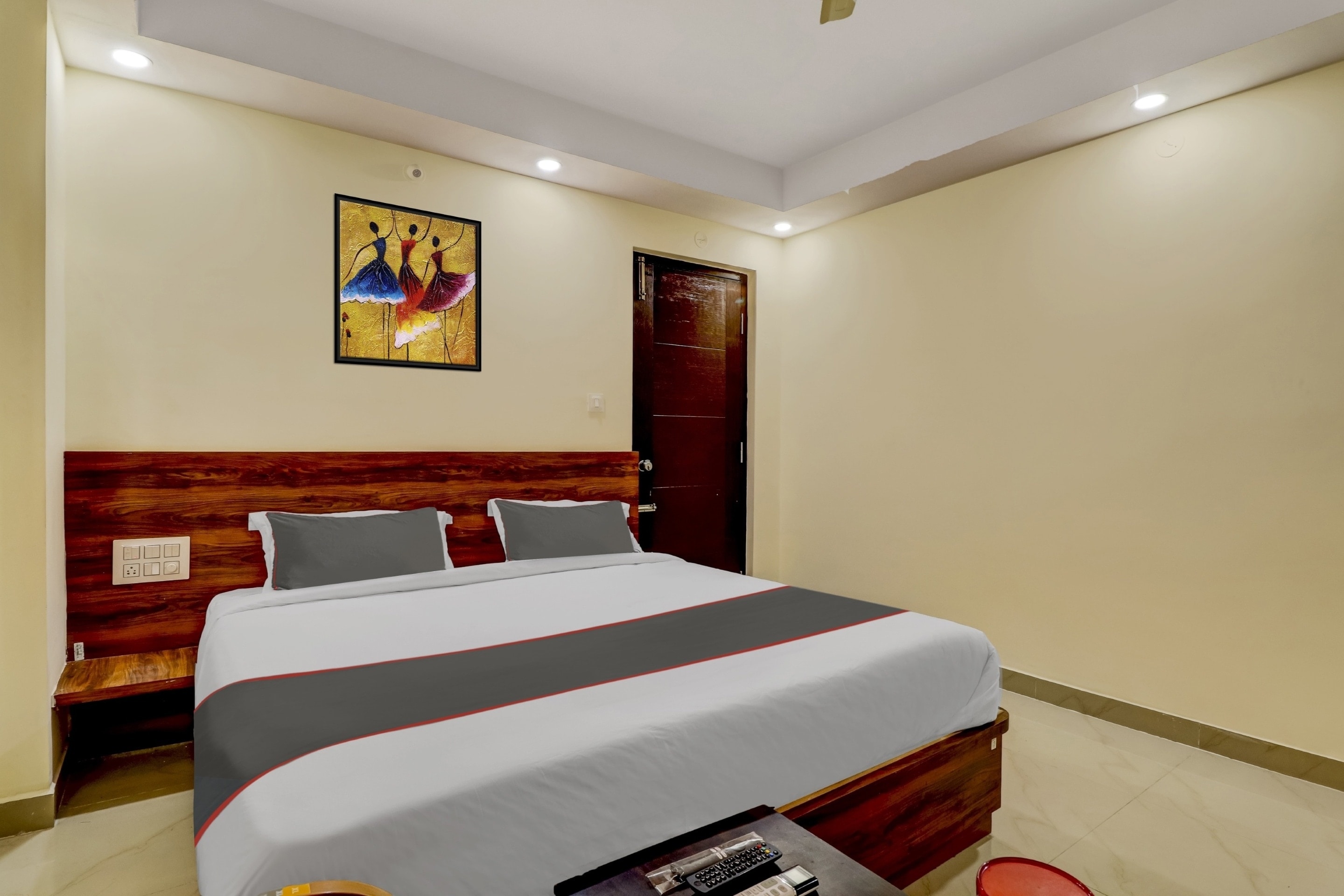 Collection O Hemadri Residency - Tap to explore photos