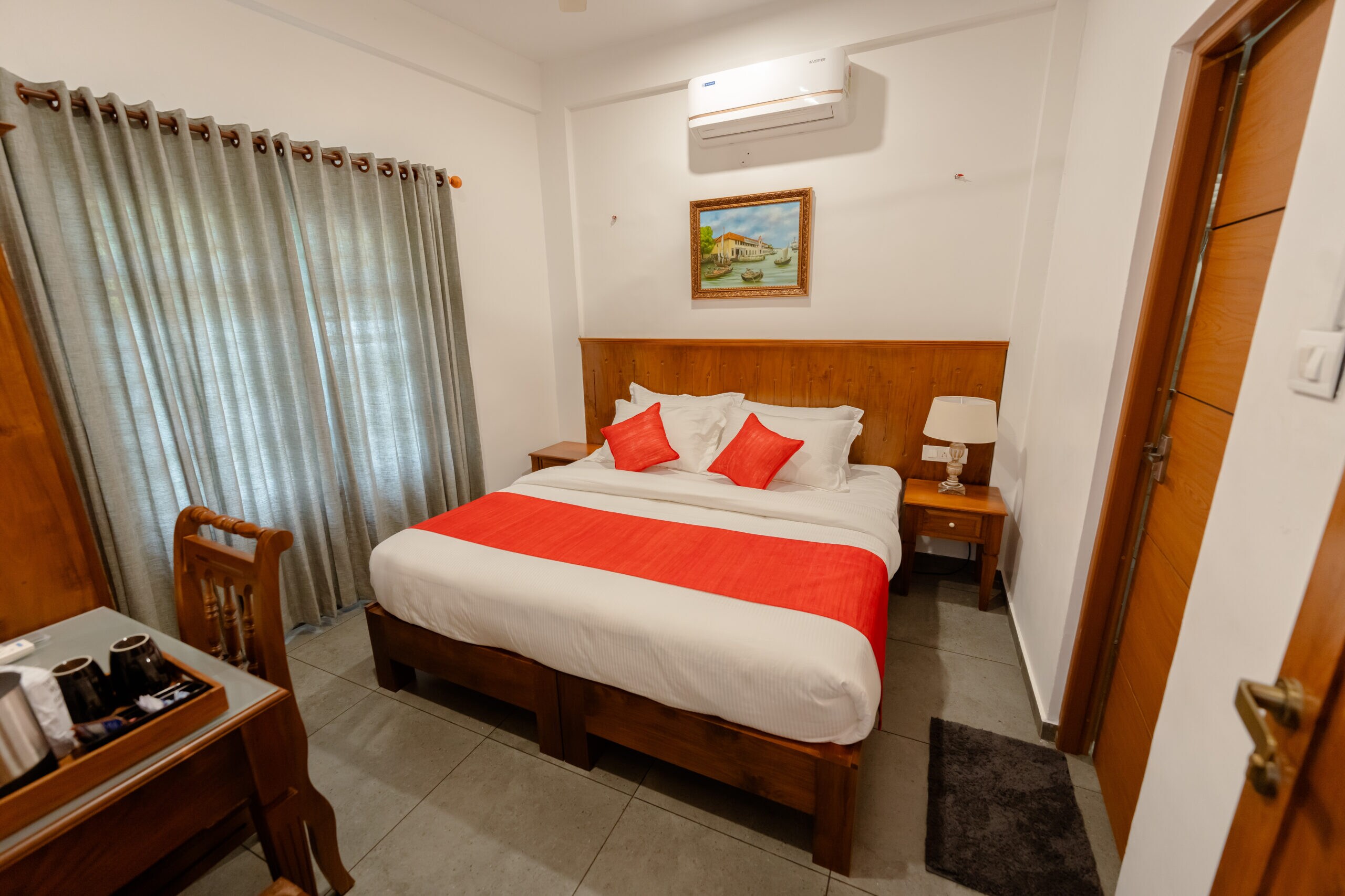 SeaCoast Inn - Fort Kochi - Tap to explore photos