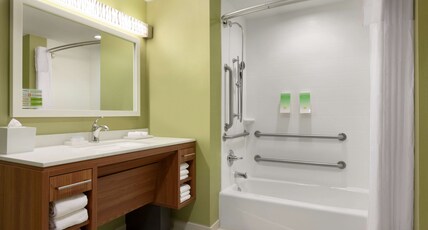 Home2 Suites by Hilton Lubbock Room Type - 2QN ACC TUB SUITE NONSMOK