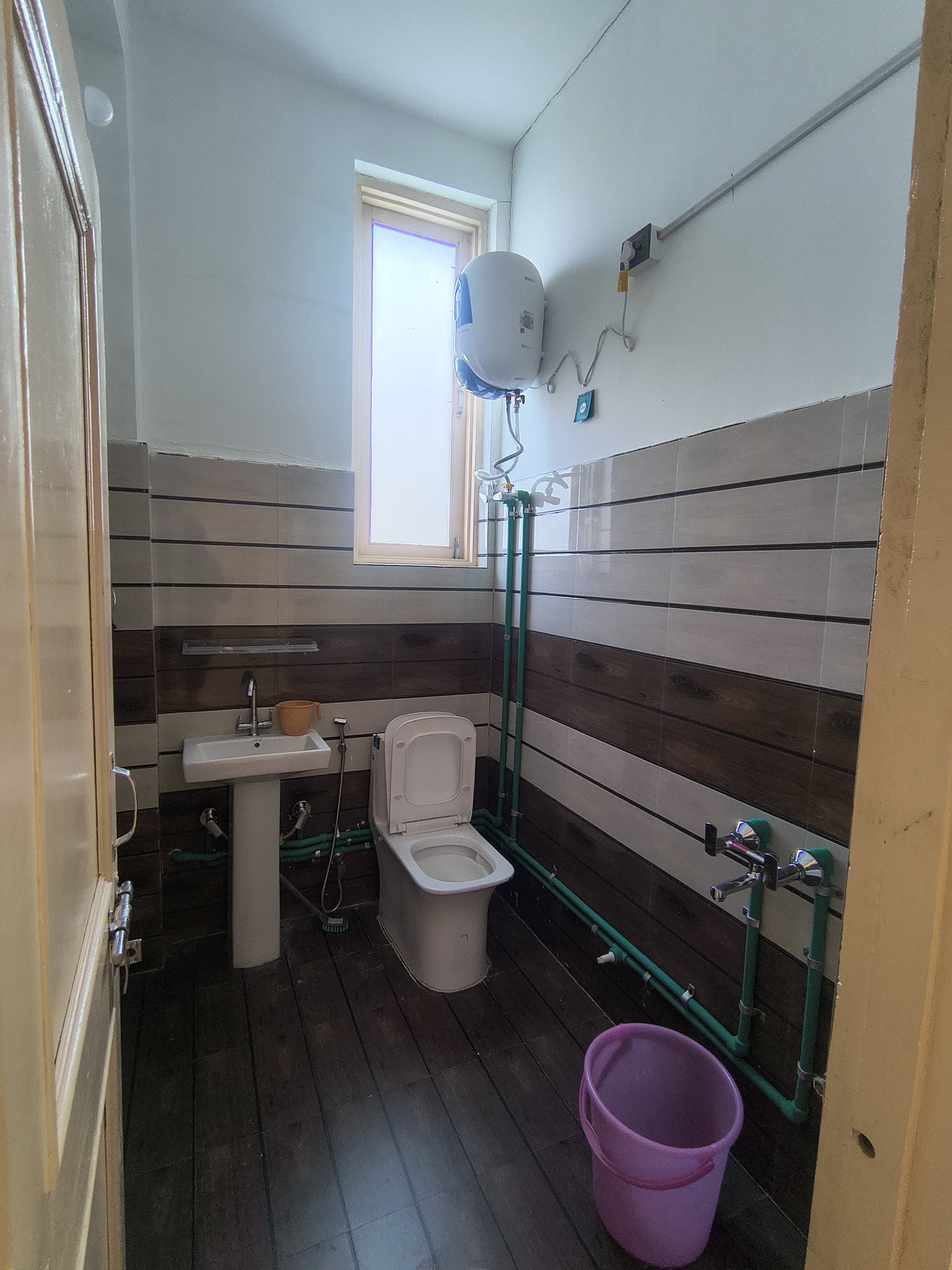 New Himalaya Homestay and Cafe - Tap to explore photos