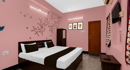 Hotel O Aarshi Palace Room Type - Deluxe